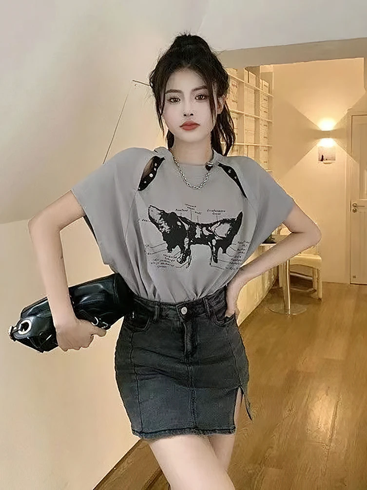 Женская блузка с открытыми плечами и коротким рукавом свободного покроя