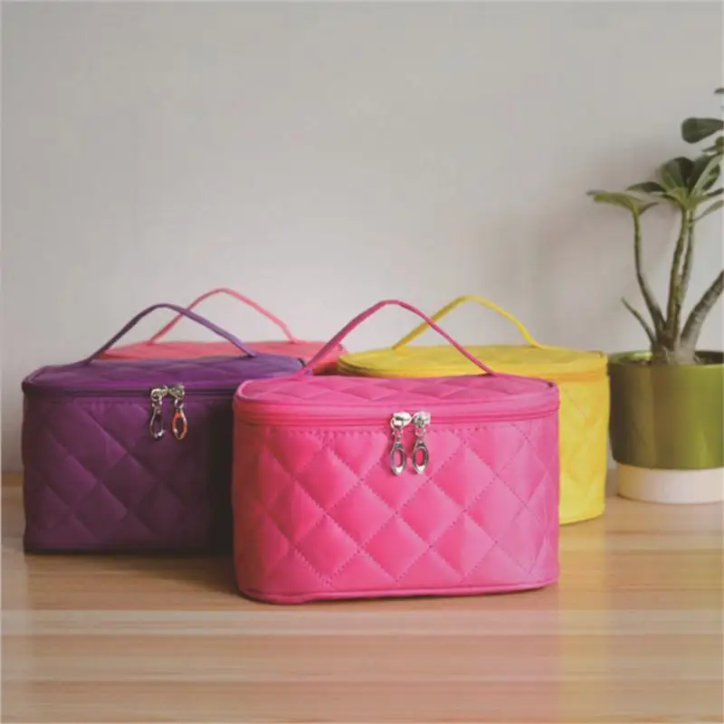 

Classic Lingge Cosmetic Bag High Capacity Makeup Bag Waterproof Dustproof Toiletries Storage Bags Ladies Handbag Organizer