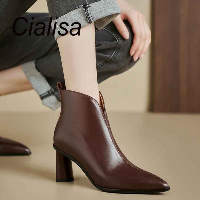 

Женские короткие ботинки Cialisa, коричневые ботильоны из натуральной кожи с острым носком, на молнии, на высоком каблуке, на осень-зиму