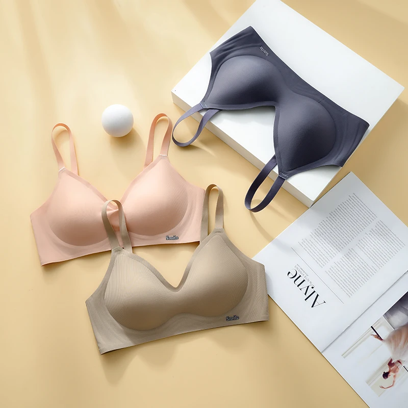 Upgrade Soft Support Strips Skin-friendly Women Underwear Close-Fitting No Steel Ring Gathered Up Beautiful Back Latex Cup Bra