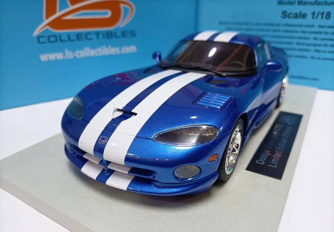 

LS 1:18 For Dodge Viper GTS 2002 Limited Edition Simulation Alloy Static Car Model Toy Gift