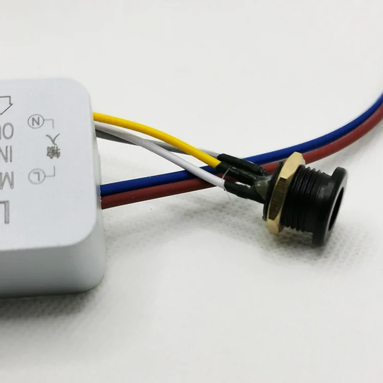 Датчик движения ESUMZ 200 Вт