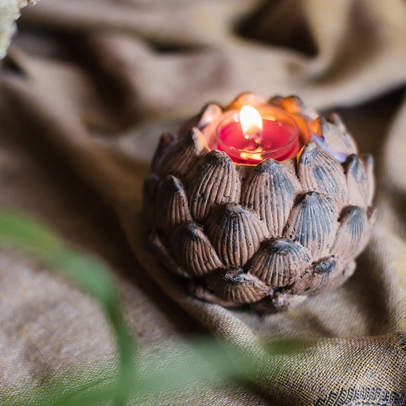 

Lotus Holder Candlestick Vintage Art Table Decorative Ornaments Gift Courtyard Garden Butter Lamp Buddha Lamp