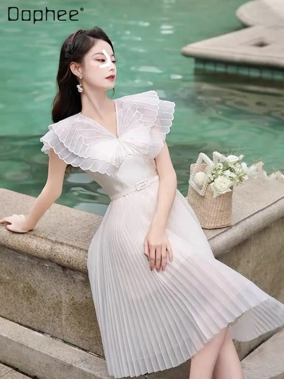 Simple Fairy Embroidered Three-Dimensional Butterfly Pleat Puffy Dress 2023 Summer New Woman V-neck Tight Waist Elegant Dresses