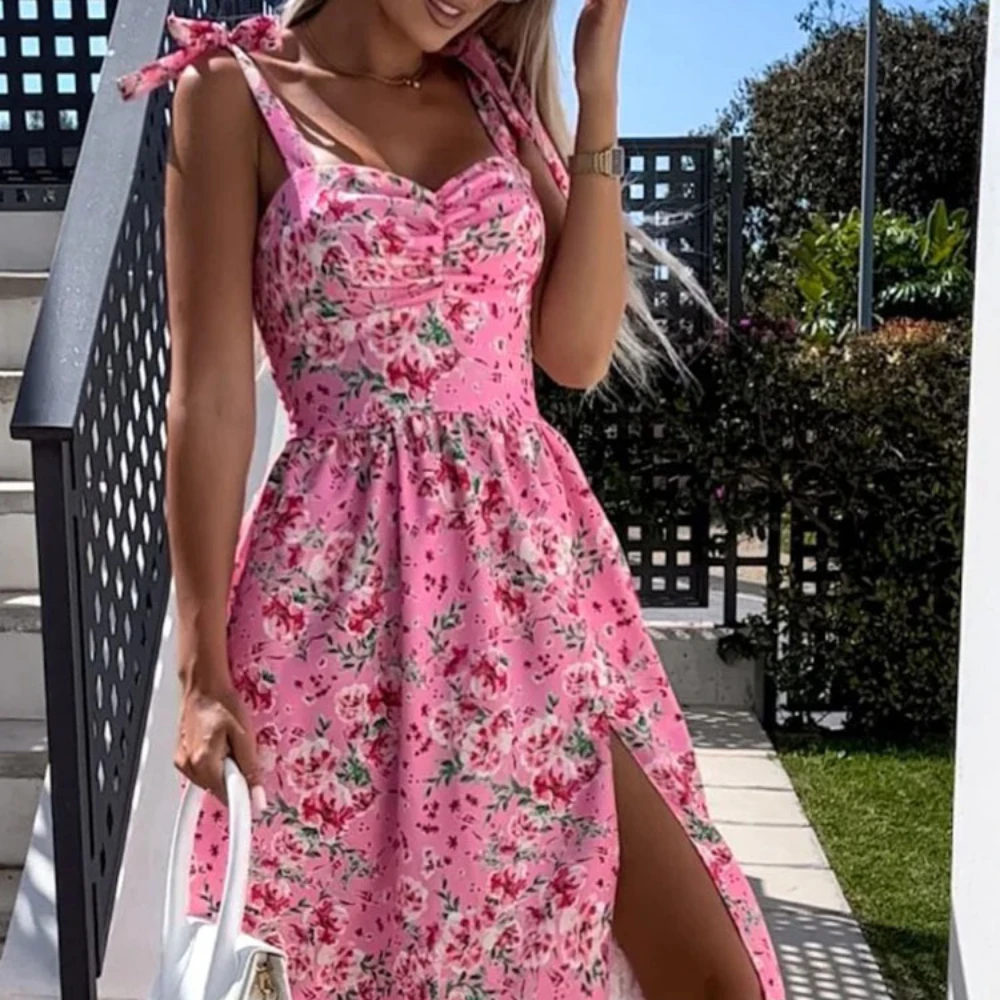 

Retro Floral Print Sling Party Dress Women Elegant Lace-up Waist Slim Boho Dress Sexy Slash Neck Slit Sleeveless Midi Dress Sexy