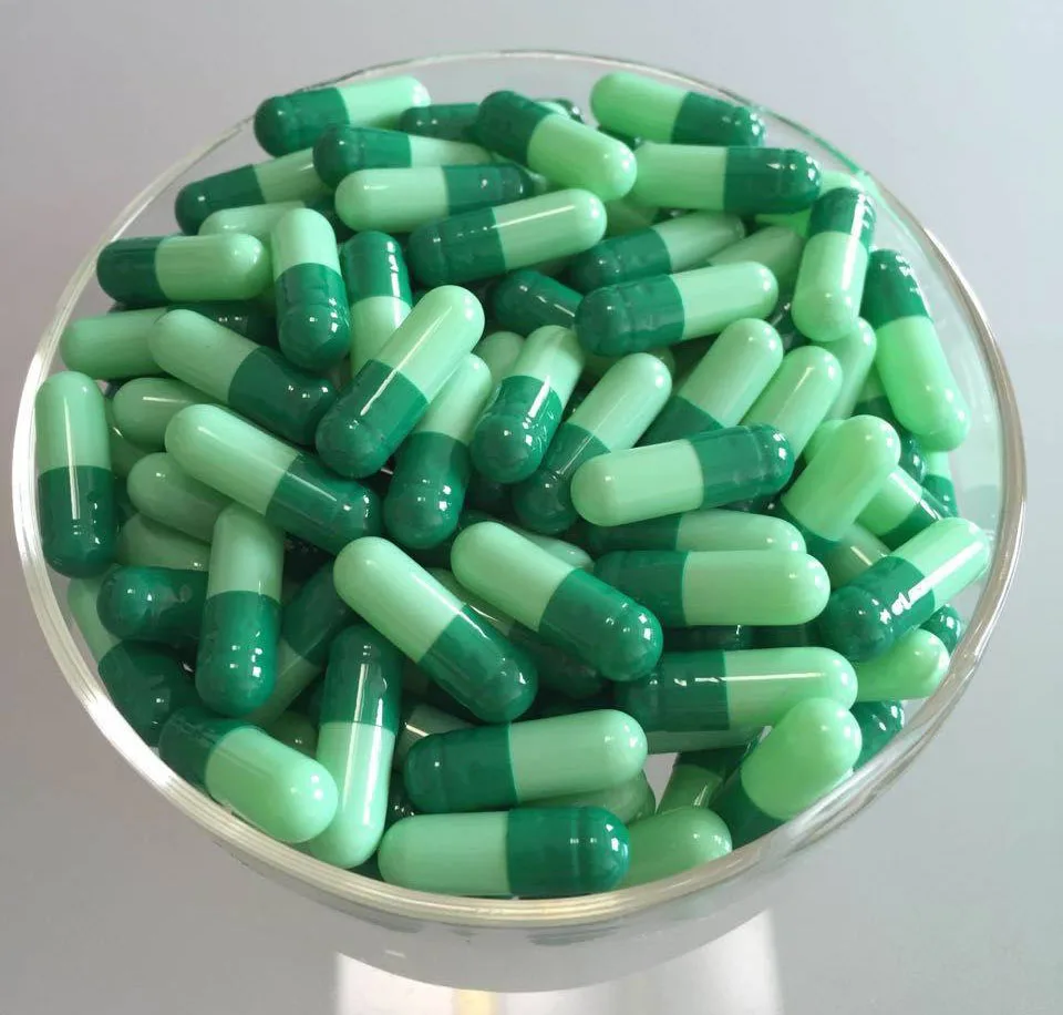 size 2 10000pcs light green-dark green colored empty hard gelatin capsules,  gelatin capsules ,joined or separated capsules #2
