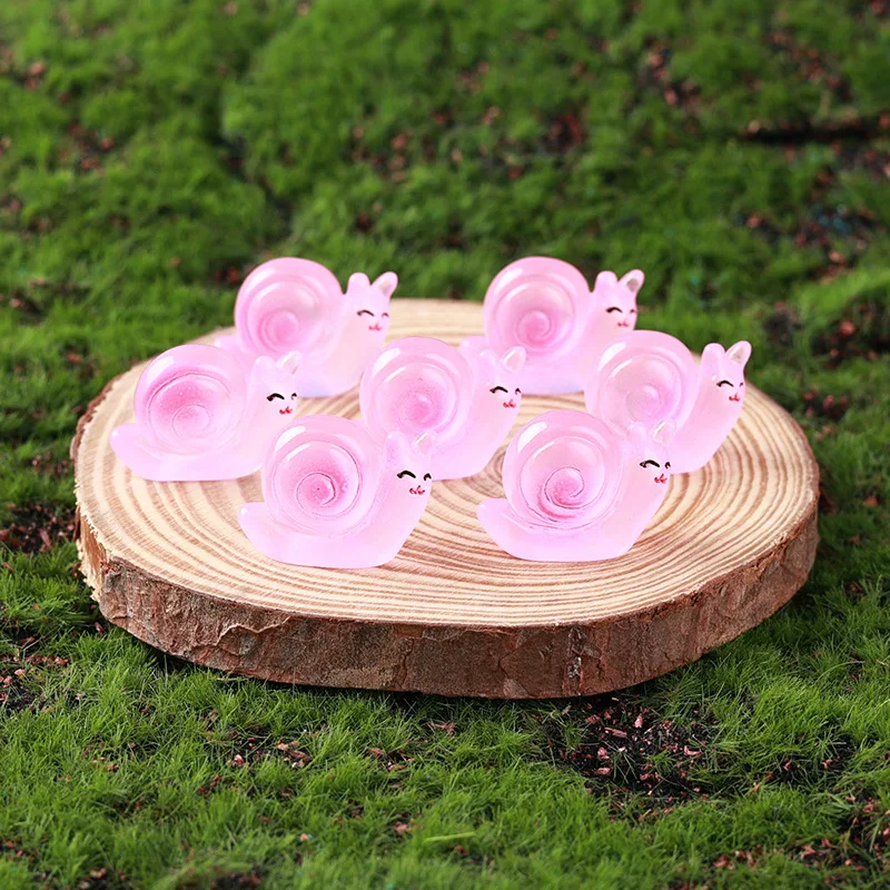 

Светящиеся мини-улитки для сада