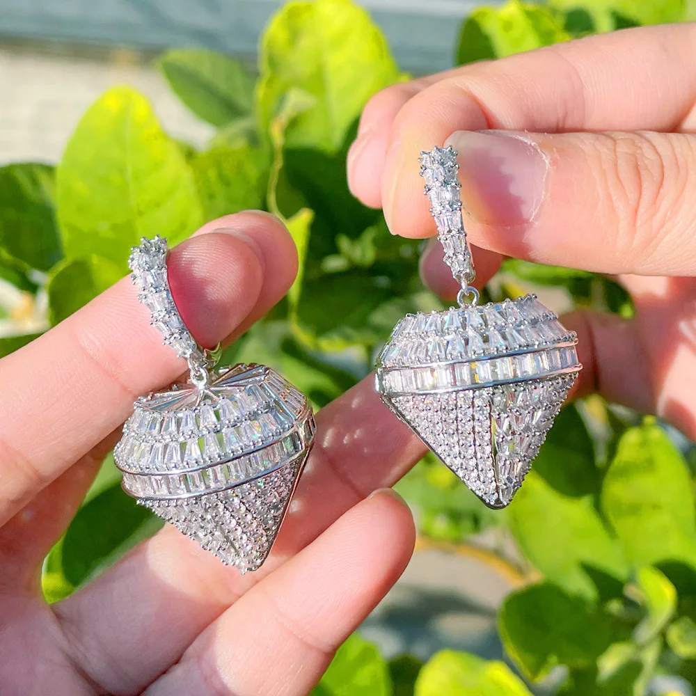 

2022 Luxury Exquisite Silver Color Drop Earrings Geometric Pendant Earring with Bling CZ Ladies Rock Punk Exaggerated Earings