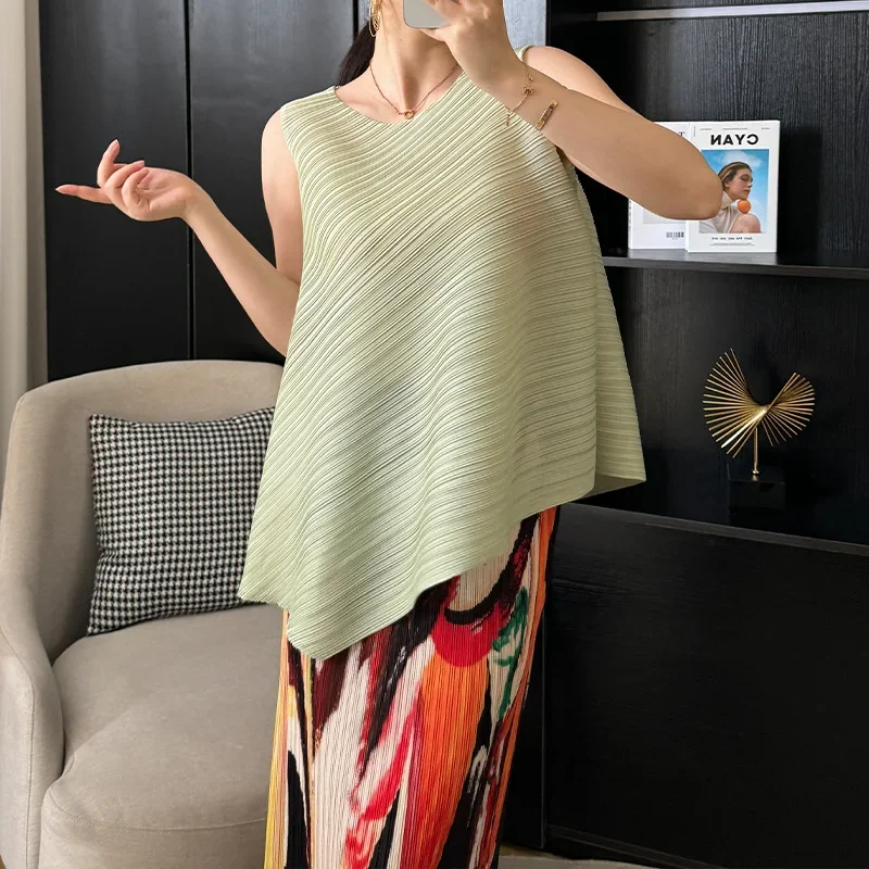 Модный женский комплект из 2 предметов со складками блузка без рукавов с