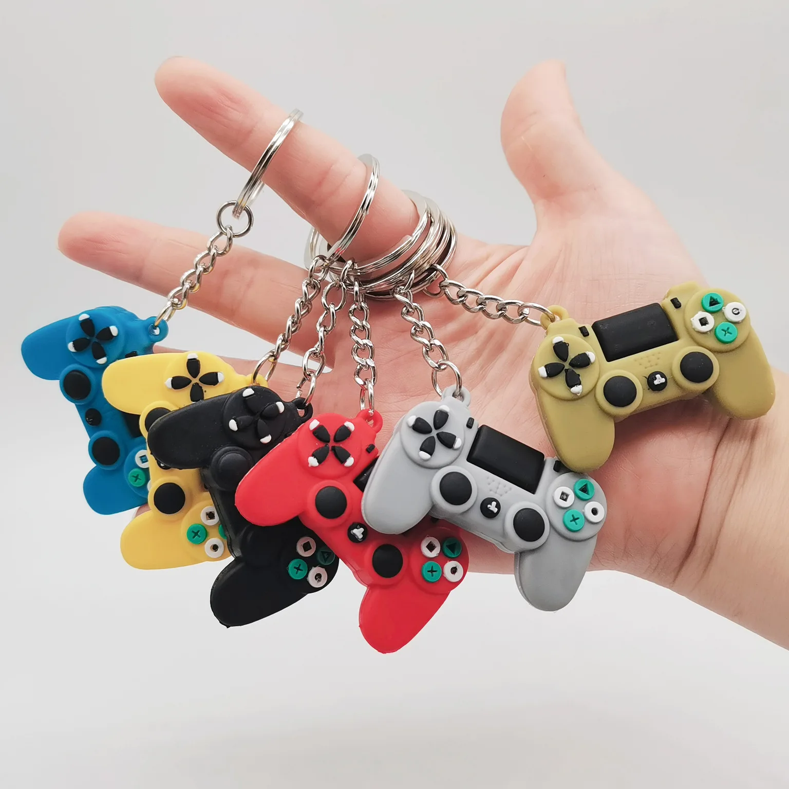 

Fashion Cartoon Game Console Keychain Simulation PVC Game Controller Keyring Personality Backpack Car Pendant Men's Keychains