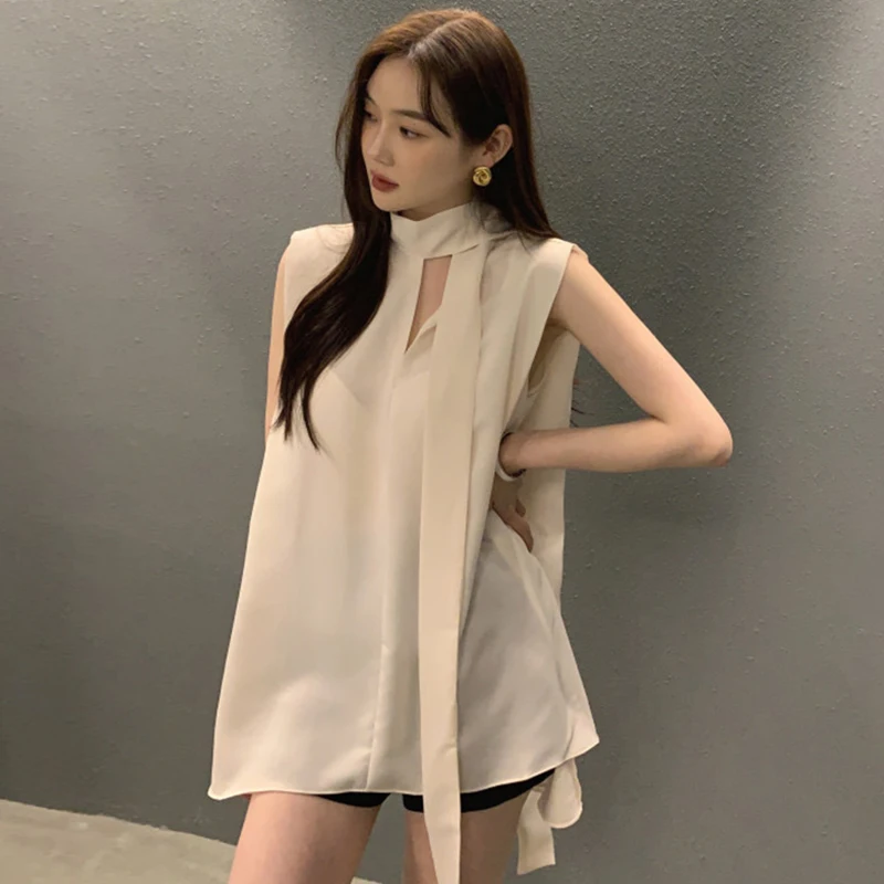 

SuperAen 2022 Summer Stand Hollow Out Loose Solid All Match Sleeveless Shirt Casual Blouse Female