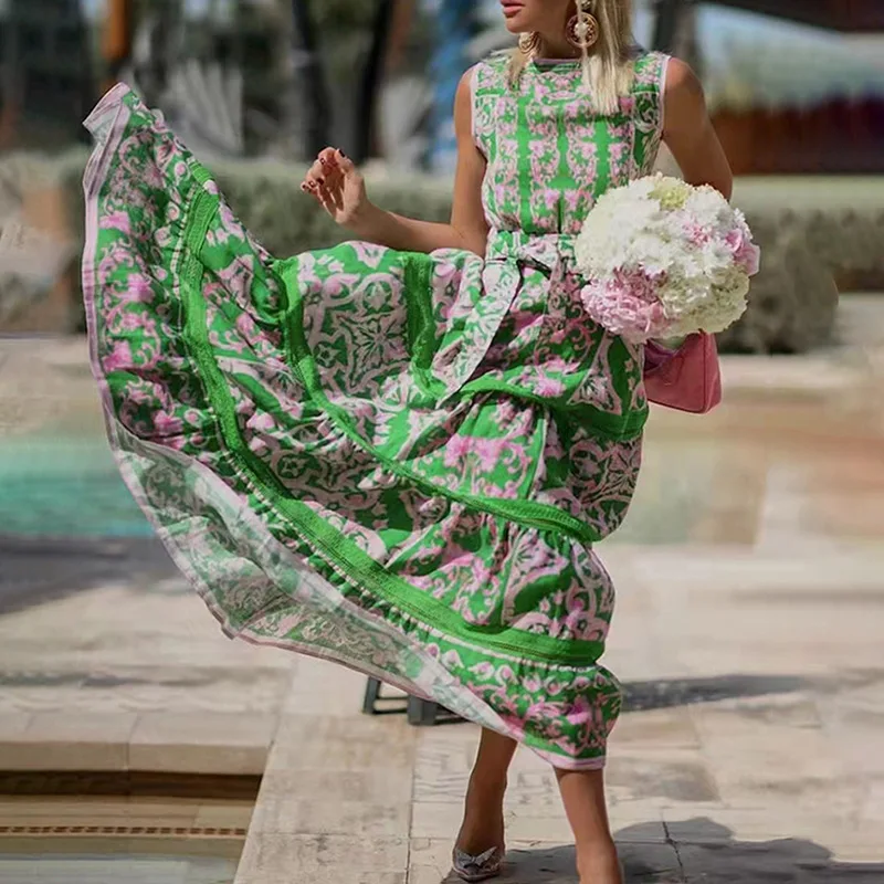 

2023 Spring and Summer New Women's Bohemian Style Long Dress, Round Neck Sleeveless Tied Waist Print Hem Dress