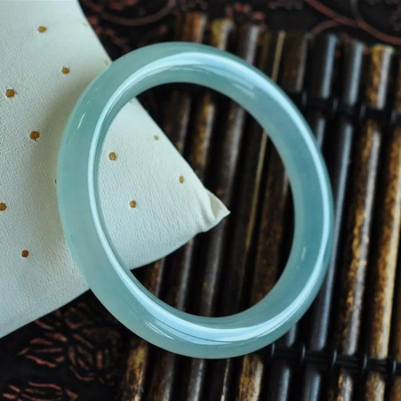 Ледяные семена браслет из голубого кварцита и пенопласта