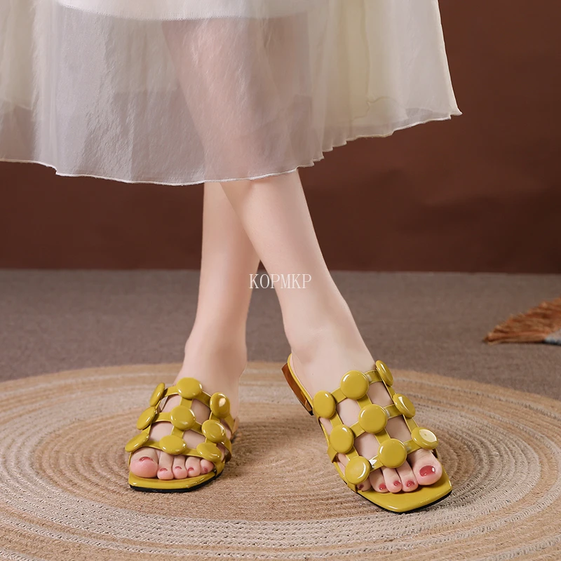 

2022 Women Sandals Summer Slides High Quality Round Hollow Out Open Toe Casual Low Heel Slipper Leisure Sandal Beach Sandals