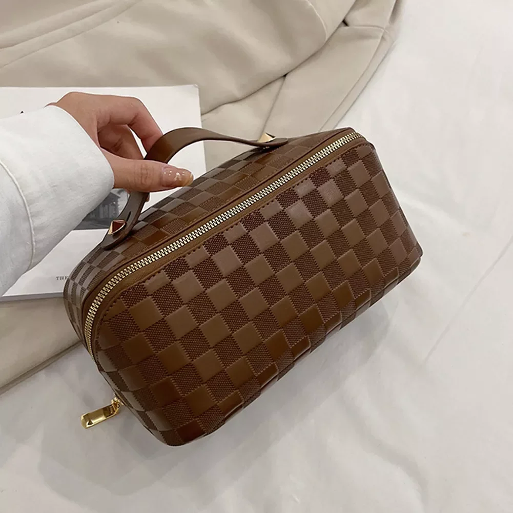 

Travel Makeup Bag Waterproof Toiletry Bag with Handle for Lipsticks Eyeshdow Cosmetic Brush