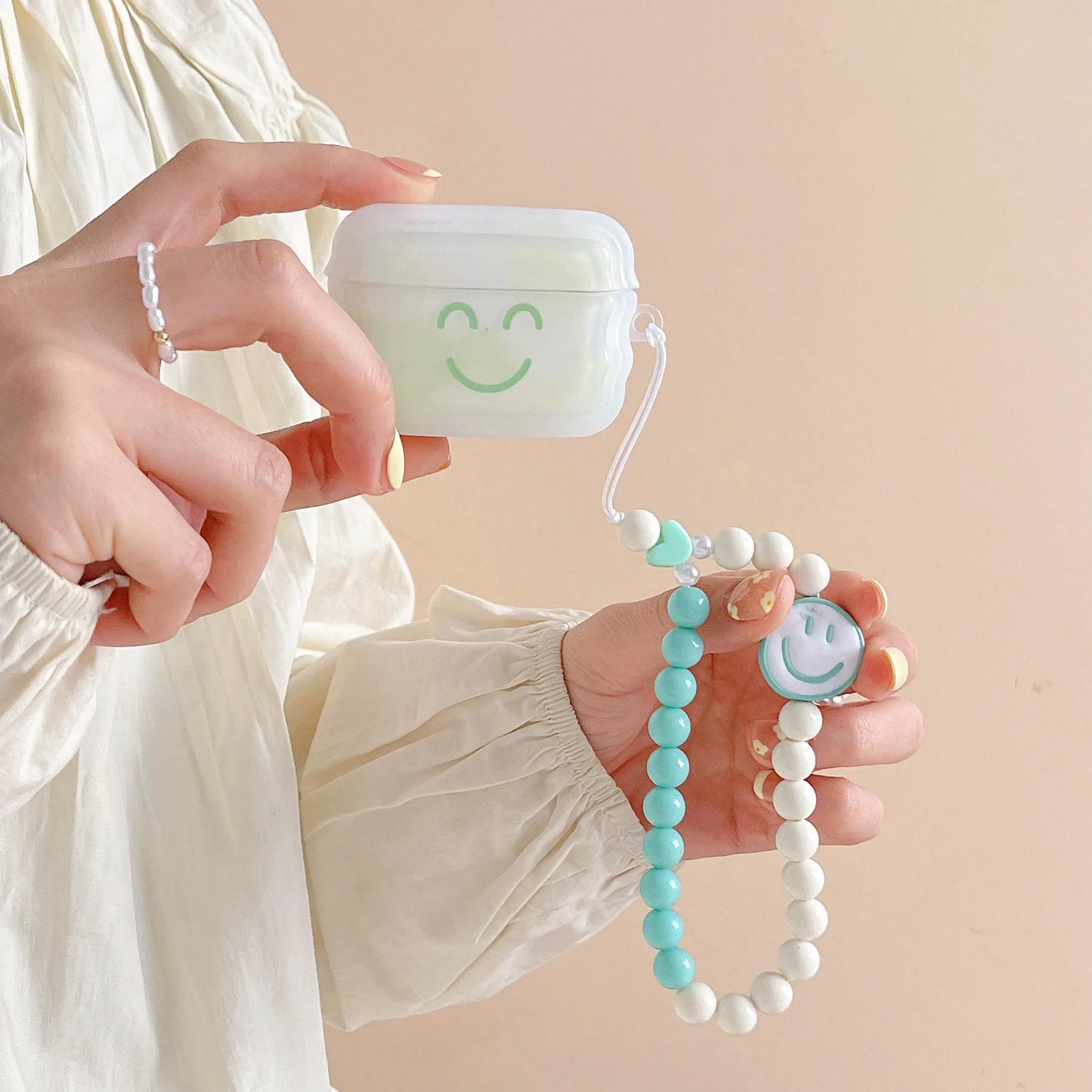 

Fresh Green Smile Face Cute Case for AirPods 1 2 3 Pro Air Pods Pro2 Wireless Bluetooth Charging Box with Beaded Bracelet Cover