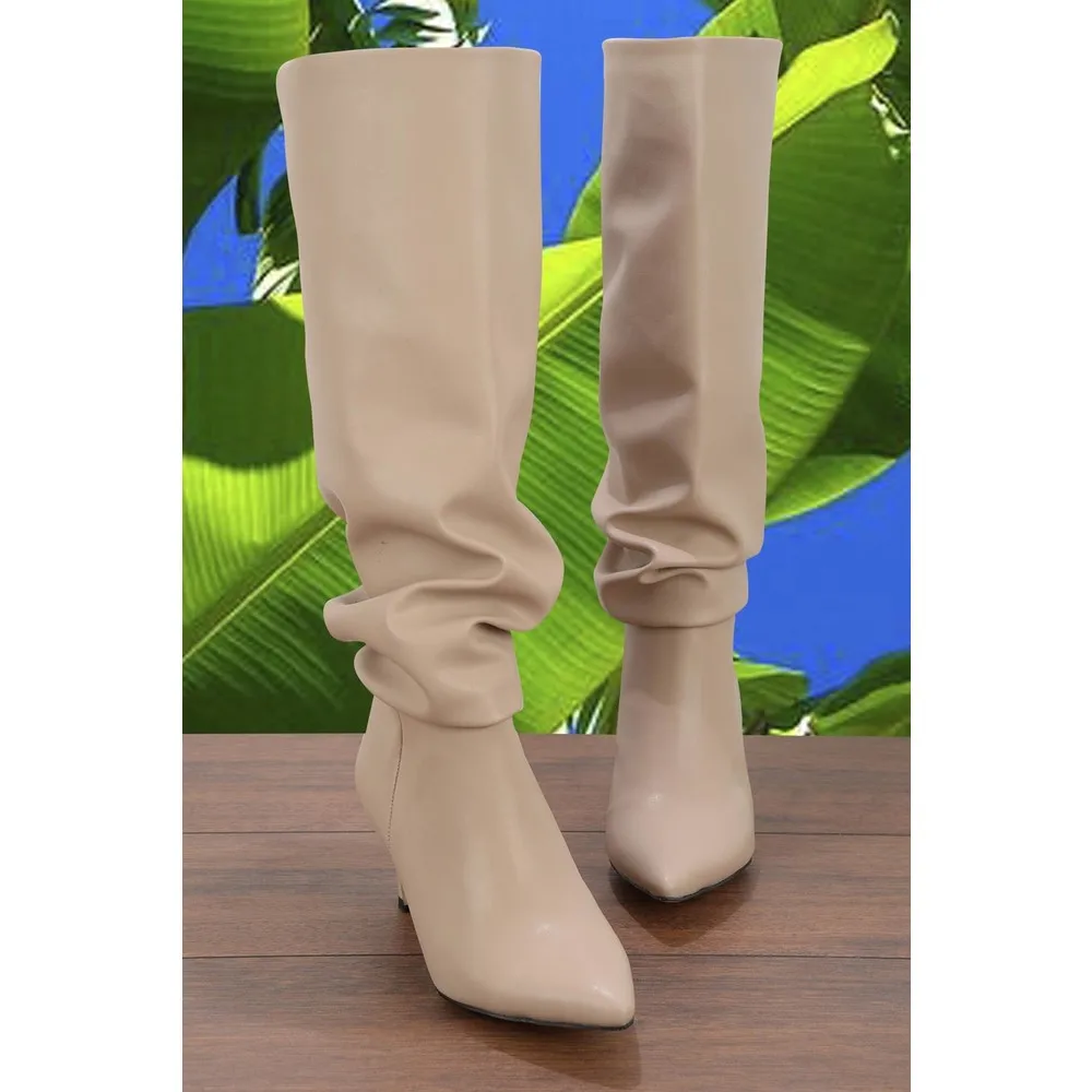 

Женские сапоги Dorlie бежевого цвета K03532250109