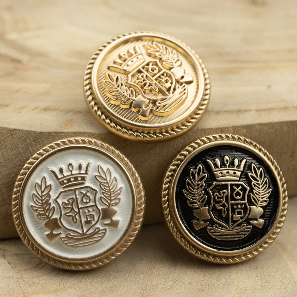 

10pcs England Crown Metal Shank Golden Sewing Accessories For Clothing SOJO Suit Vintage Buttons JK School Uniform Coat Buttons