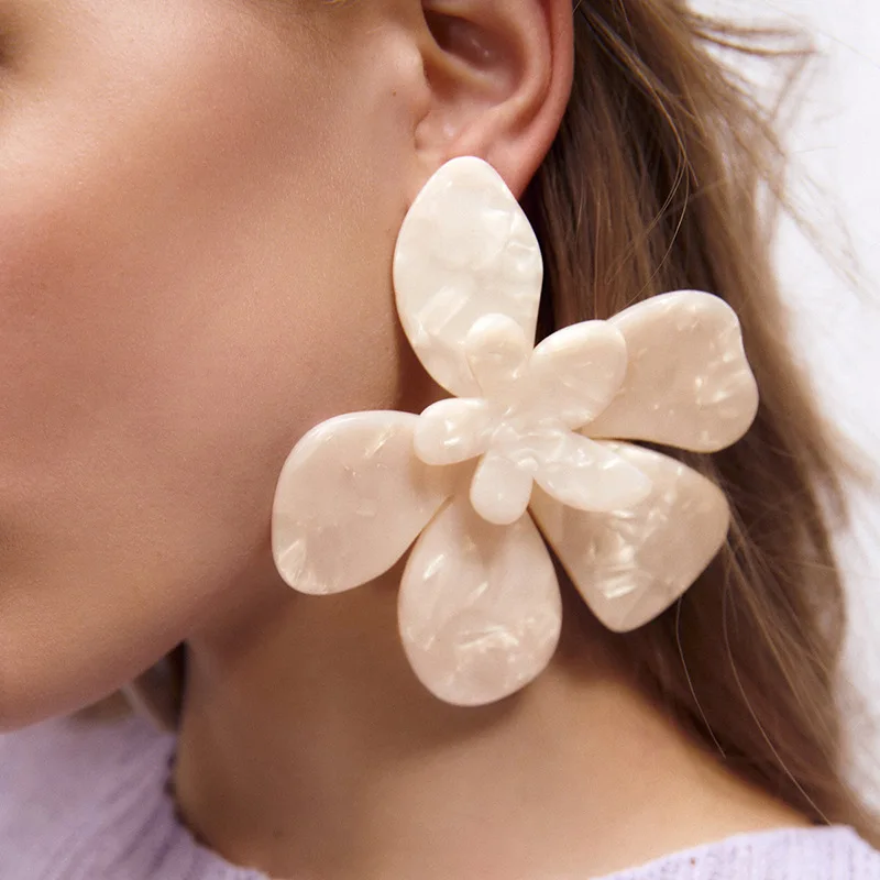 

Elegant Woman Long Earrings Hyperbole Oversized Panel Resin Flower Big Earrings Fashion Drop Dangle Earring For Women