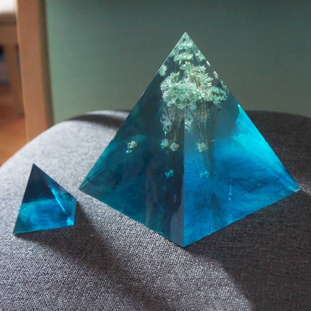 

15CM Super Pyramid Silicone Mold DIY Ornament Decoration Craft Mould Epoxy Color Fine Color Cream Dried Flower Mould
