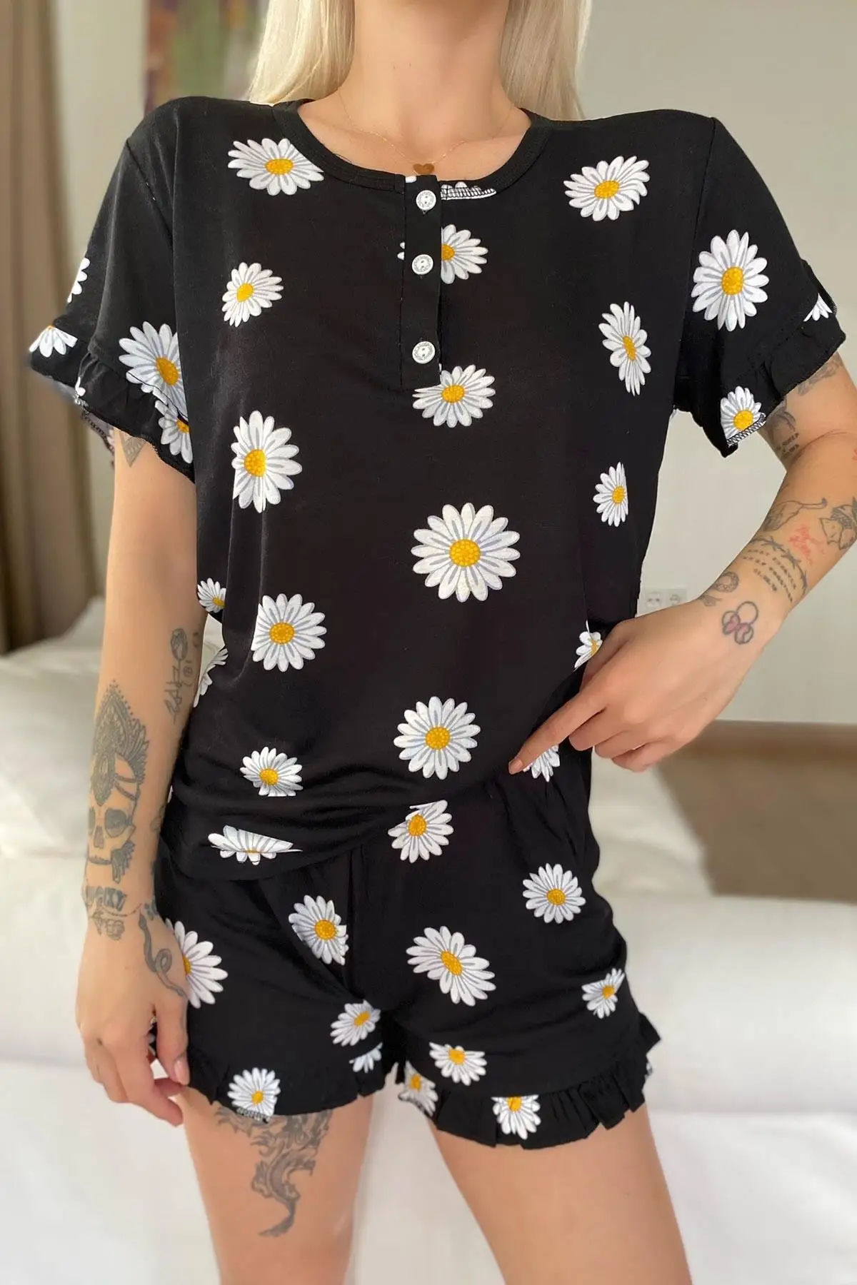 

Daisy Pattern Short-Sleeved Knitted Baby Doll Pajama Sets Pajama Sets