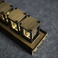 Симпатичные настольные часы выполненные в ретро стиле, собирать нужно своими руками#2