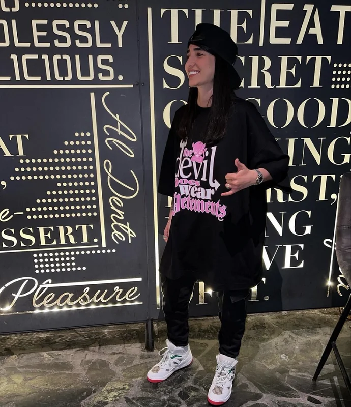 Мужская и Женская свободная футболка VTM с коротким рукавом модная рубашка