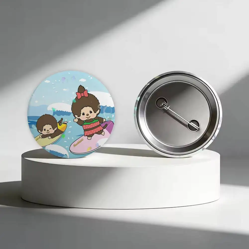 Фото Новые значки M-Monchhichi 2026: креативные жестяные значки-пины и броши для одежды и рюкзаков №2