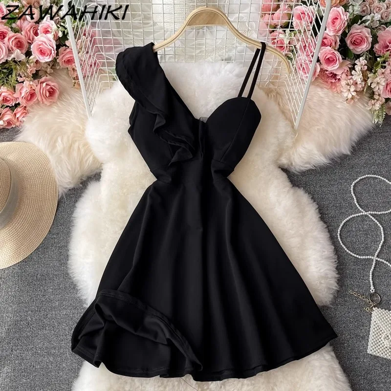 Женское вечернее плиссированное платье однотонное красное короткое с