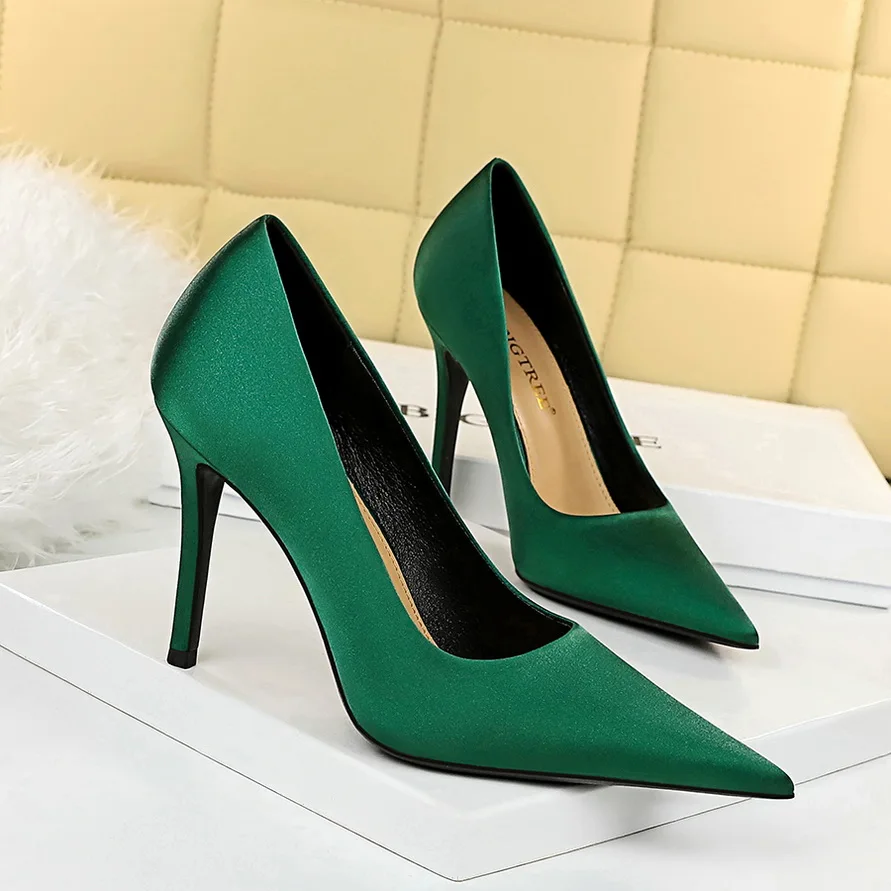

Autumn New Fashion Women's High Heels Pointed Toe 10cm Stilettos Slip-On Elegant Satin Party Wedding Office Ladies Shoes Size 43