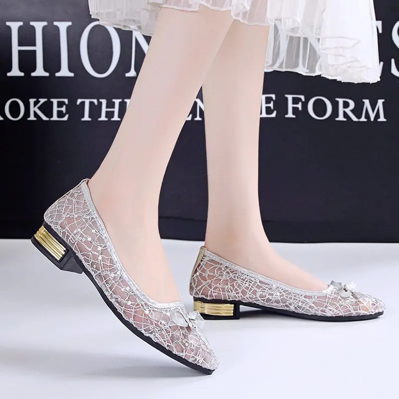 

Spring And Summer New Sandals Women's Hollow Mesh Lace Pointed Toe Women's Shoes Flat Shallow Mouth Rhinestone Peas Shoes