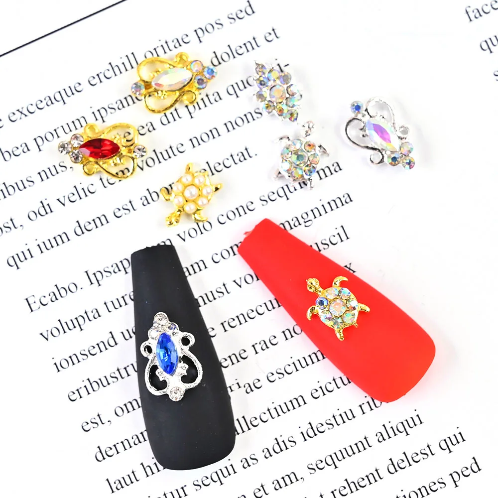 

10pcs Luxury Nail Art Jewelry Alloy Court Style Charms Gold Silver Rhinestones Sea Turtle Leaves 3D Crystal Manicure Decorations