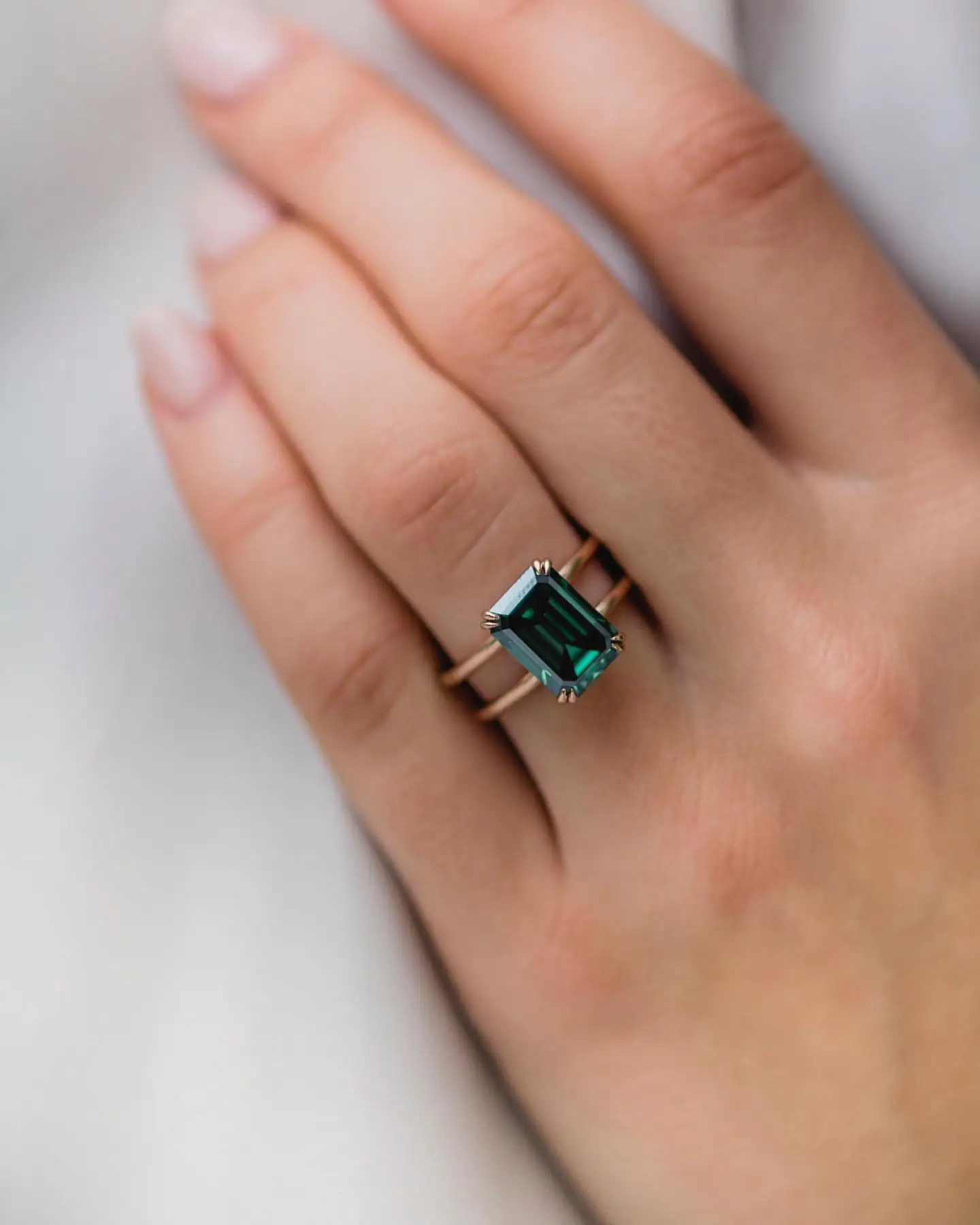 JOVOVASMILE VVS Moissanite Rings 4.5carat 11x8mm Fancy Dark Green Emerald Cut 18k Rose Gold Solitaire Lennon Ring For Women