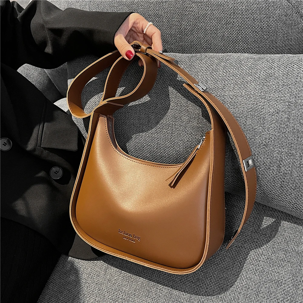 

Hifashion Wide Strap Shoulder Crossbody Bags For Women 2022 Winter Vintage Designer Large Capacity Bucket Soft Ladies Handbags