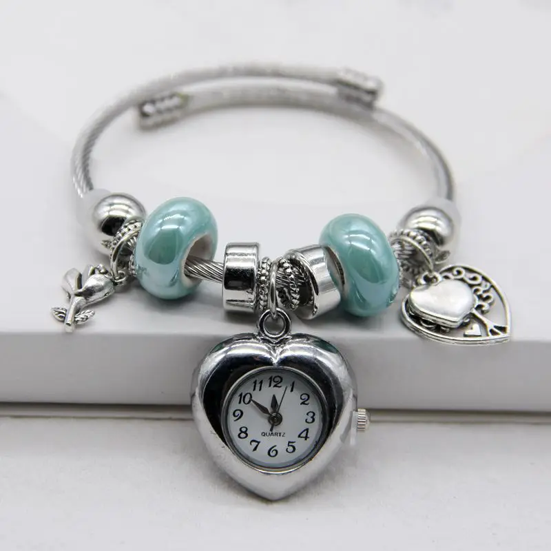 Корейские модные креативные часы-браслет с подвеской в виде любви из бисера
