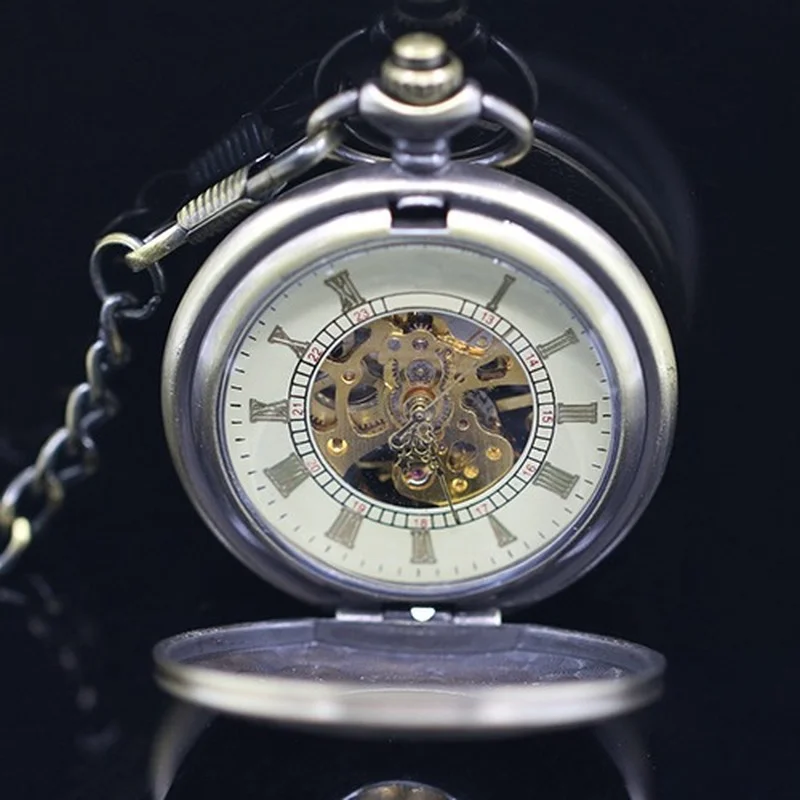 

Royal Gold Roman Numerals Quartz Pocket Watch Hollow Out Case Steampunk Pendant Necklace Men's Gift Women's Top