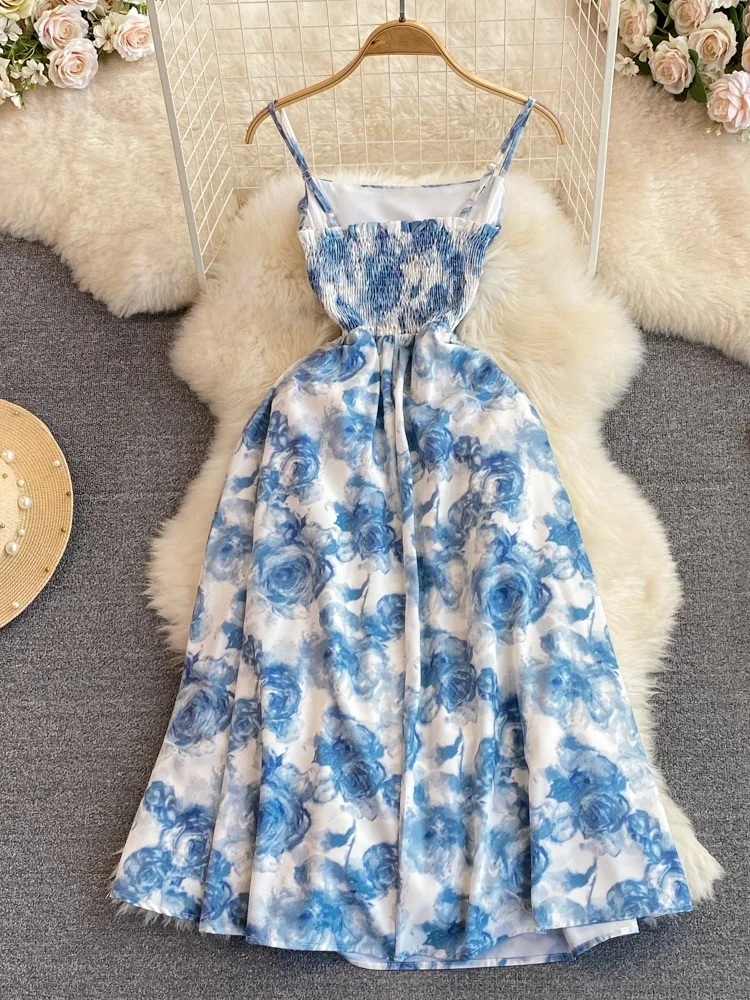 

Женское платье