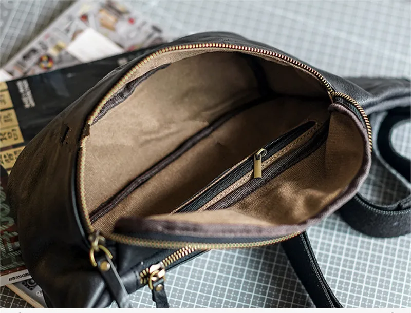 Retro fashion teenager natural genuine leather black chest bag daily outdoor sports real cowhide hot sale waist bag for men