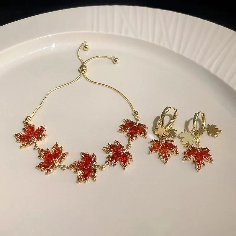 Trendy Maple Leaves Shaped Earrings for Women Rhinestone Pearl Luxury Jewelry Sexy Creative Anniversary Gift 2023