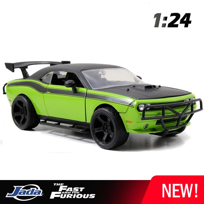 

1:24 Dodge Challenger SRT8 Toy Alloy Car Diecasts & Toy Vehicles Car Model Miniature Scale Model Car Toys For Children