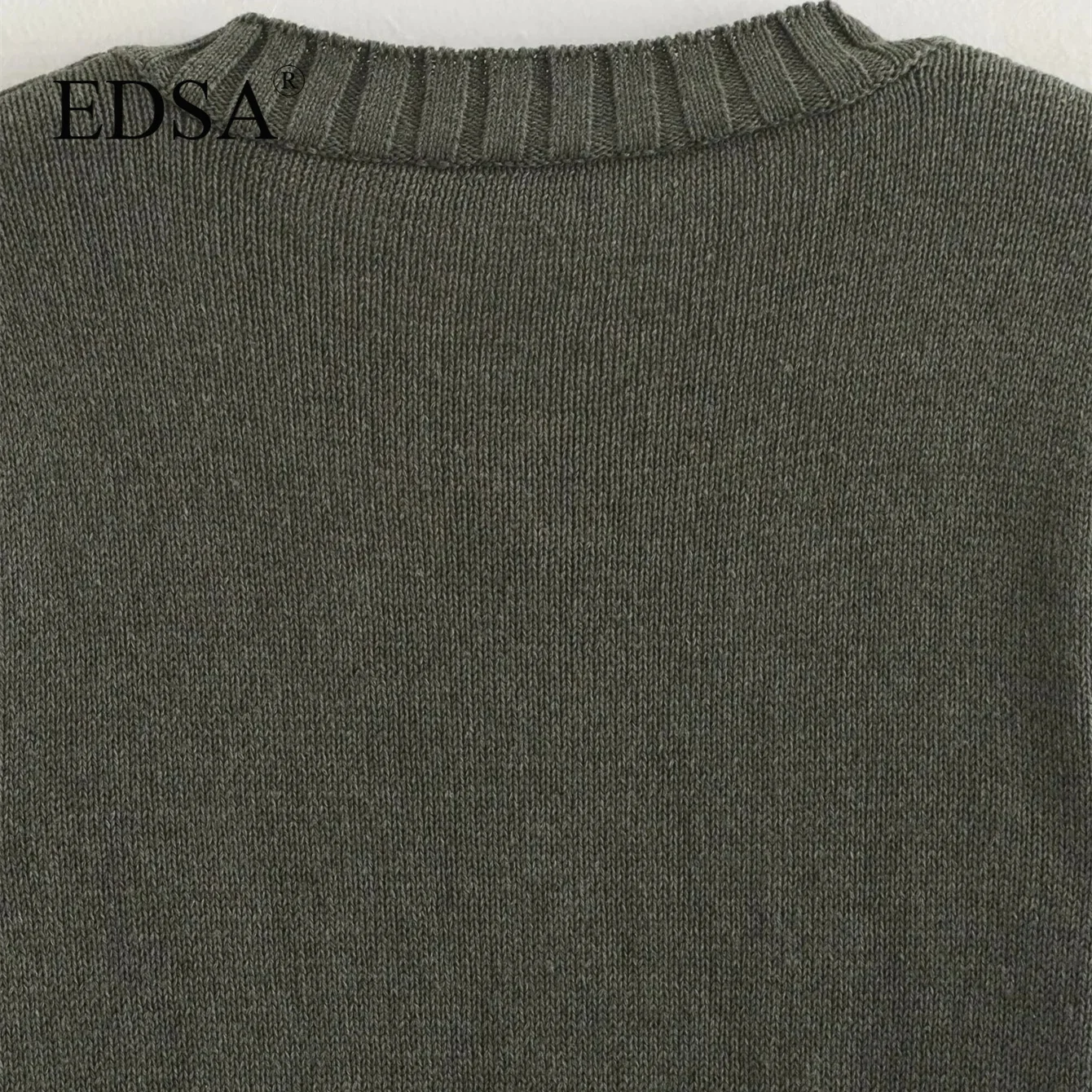 Женский трикотажный кардиган EDSA Зеленый однобортный свитер с круглым вырезом и