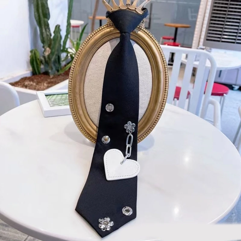 Стильный школьный галстук для девочек детский предварительно завязанный