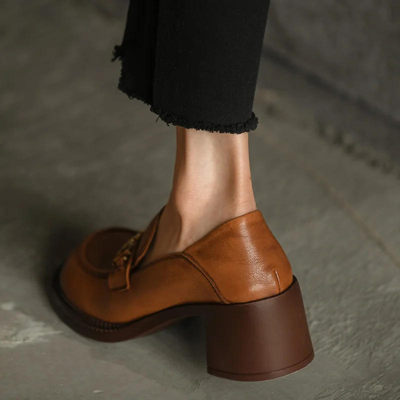 

Лоферы женские в британском стиле, простая обувь без застежек, на толстом квадратном каблуке, туфли-лоферы из воловьей кожи в стиле ретро, большой носок, весна-осень