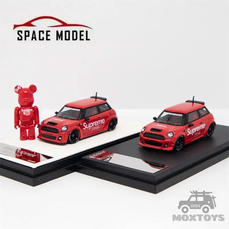 

Модель 1:64 LBWK MINI Sup красная литая модель автомобиля