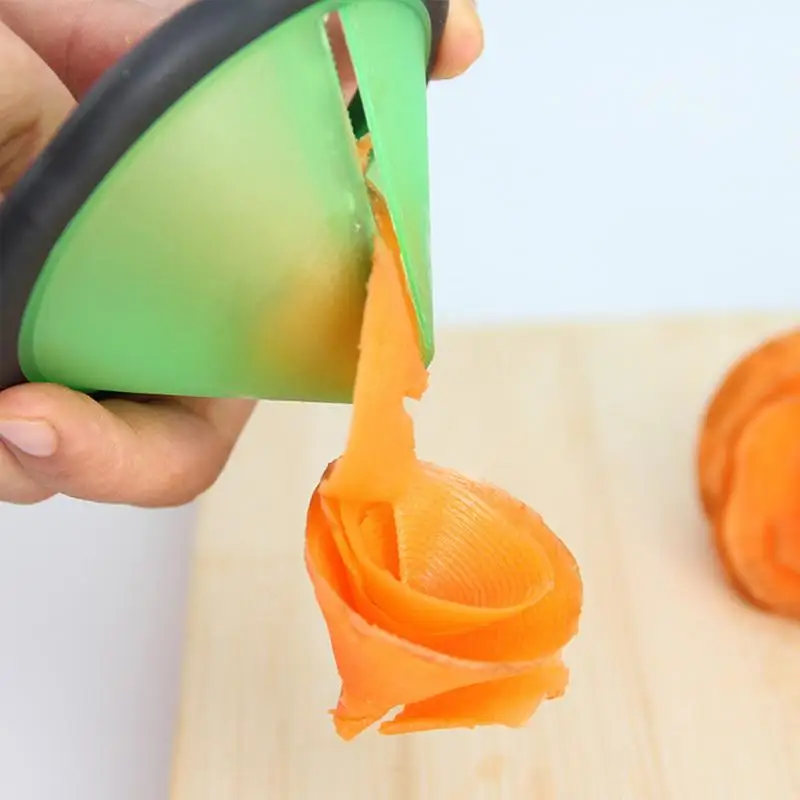 Obieraczka do marchwi i obieraczka warzyw Precyzyjne cięcie Mocny uchwyt Gadżety kuchenne ogórków