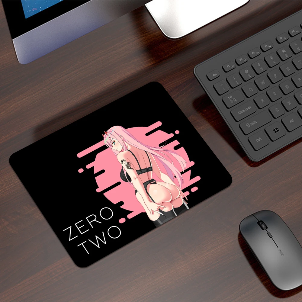 

Mouse Gamer Desk Gaming Computer Table Kawaii Mousepad Anime ZERO TWO Gamer Accessories Mousepad Speed Small Deskmat Csgo Stitch