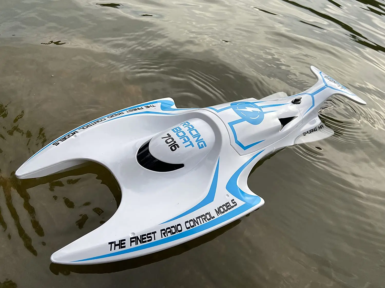 Enlarge Crab-Shaped Unique Remote Control Speedboat 30 km/h Special Issue 18 Inch (45CM) Summer Saltwater Lake Toys