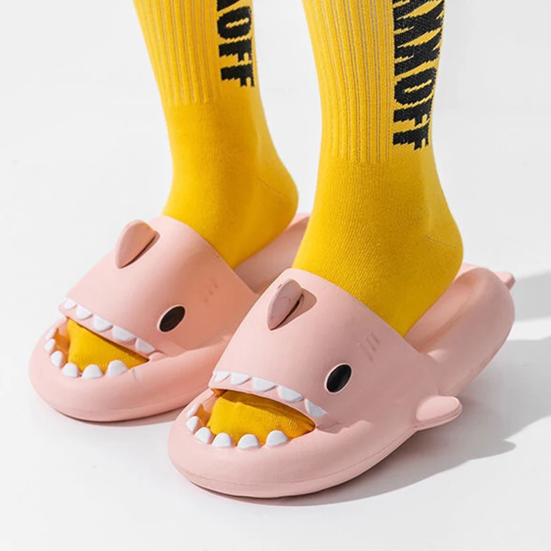 

4cm thickness Unisex shark funny slipper Women platform cloud slipper shoes Couple novelty summer home non-slip sandals 2022