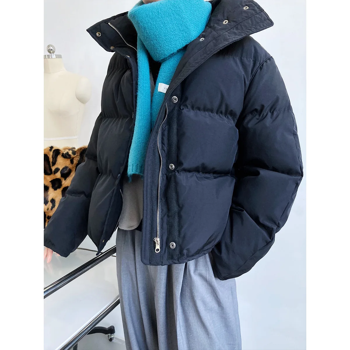 Women's Winter Bread Coat New Fashion Stand-up Collar Fluffy Cotton Coat Loose and Warm Short Cotton Coat Female Korean Version
