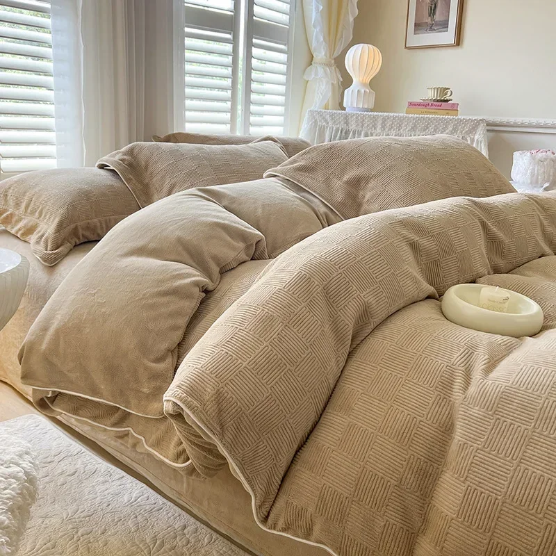 Новинка осени и зимы 2024 новый комплект из четырех предметов молочного флиса с